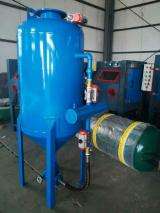 吳橋噴砂機械設備有限公司開放式噴砂機氣控噴砂機遙控噴砂機