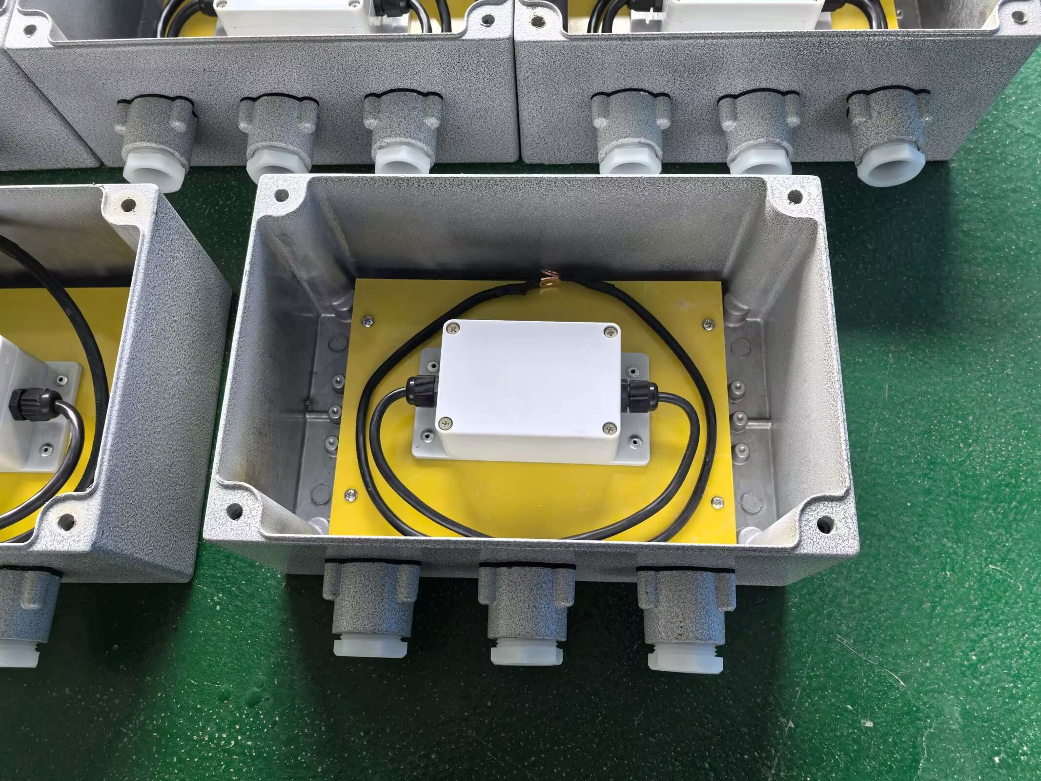 防爆型100KA站內等電位連接器45KA-30V地電位均衡器配防爆接線箱