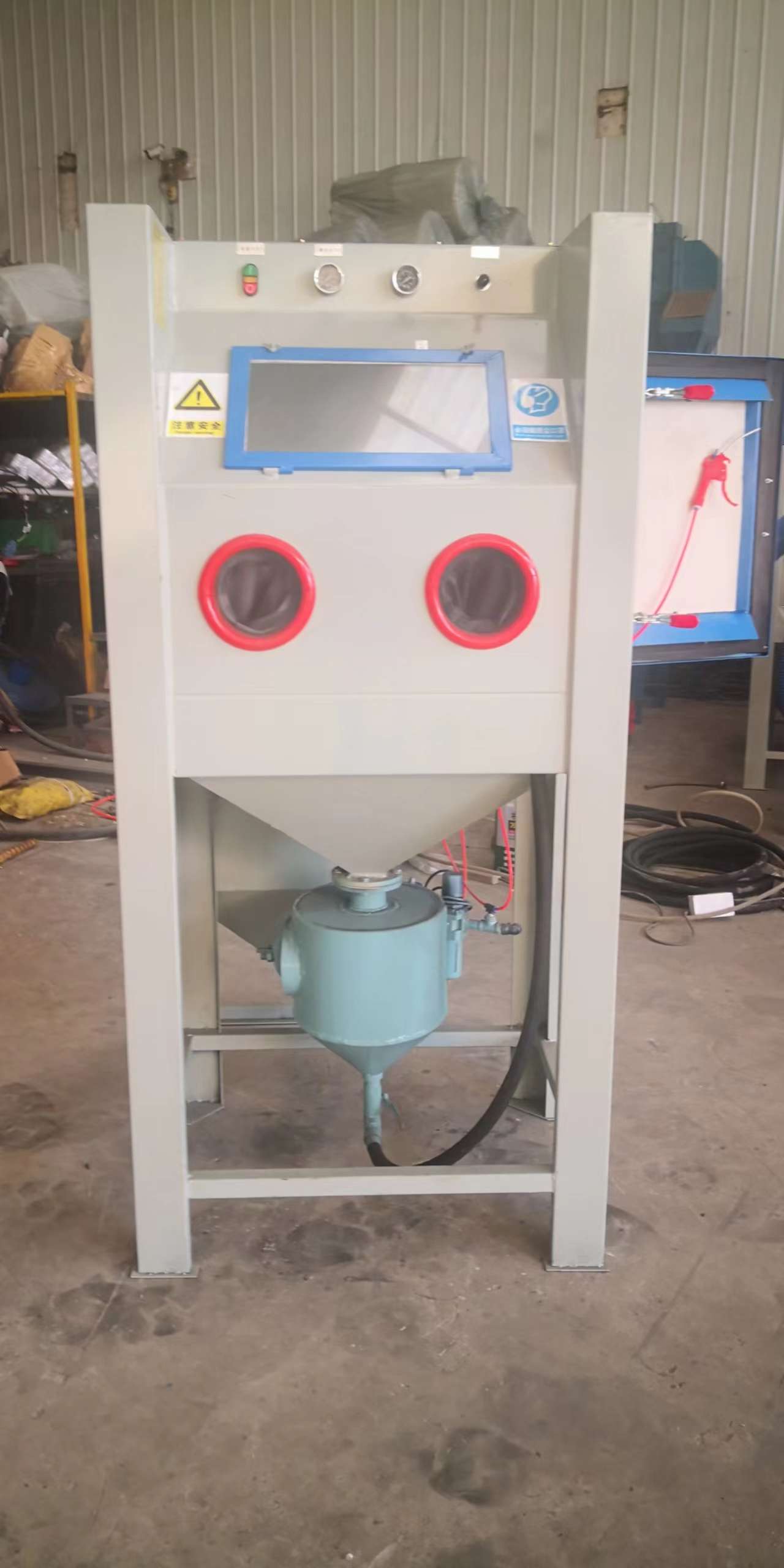 河北吳橋噴砂防腐機械噴砂機噴砂罐 噴砂房