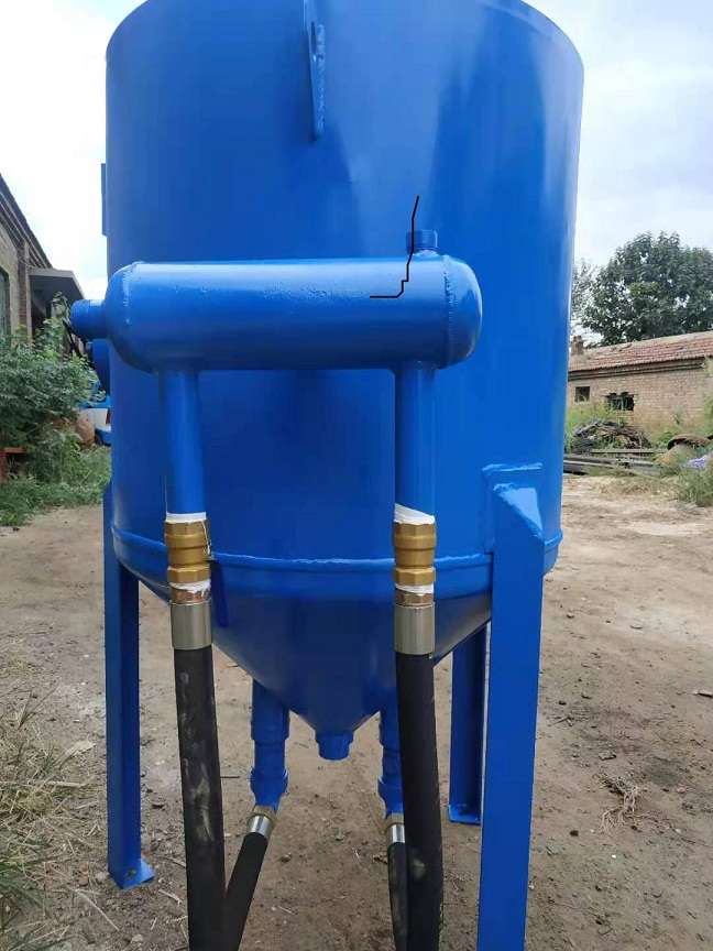 河北吳橋噴砂防腐機械設備開放式移動噴砂機